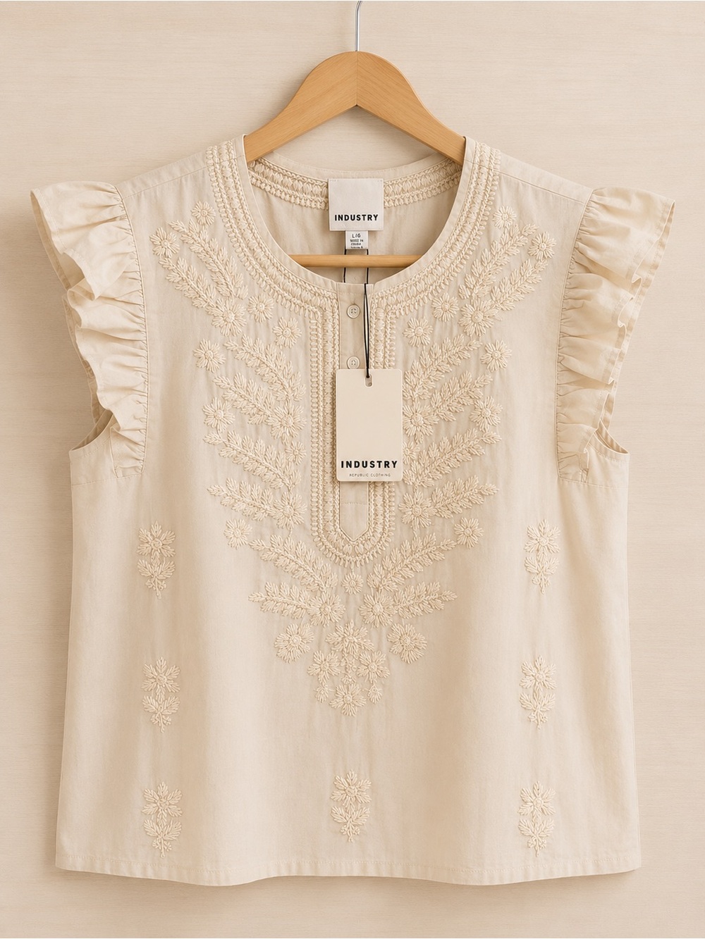 INDUSTRY Embroidered Ruffle women Sleeve Top - Cream really soft , brand new! ✨